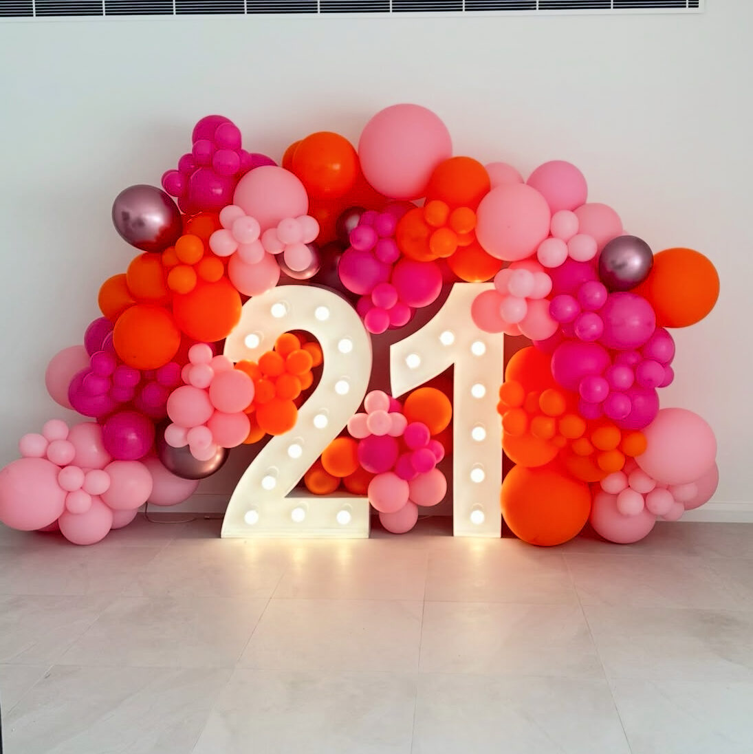 Light Up Number "21" with Warm Globes